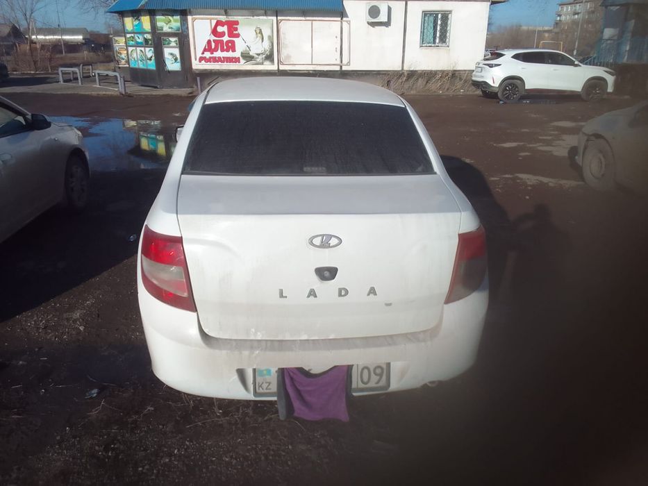 Продам машину Лада Гранта