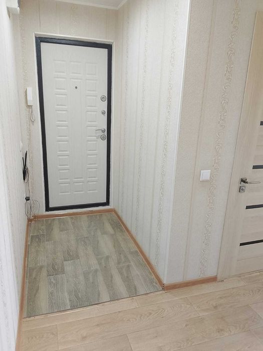 Продам 2 комн. квартиру в Уральске