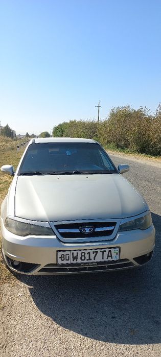 Avtomashina sotiladi