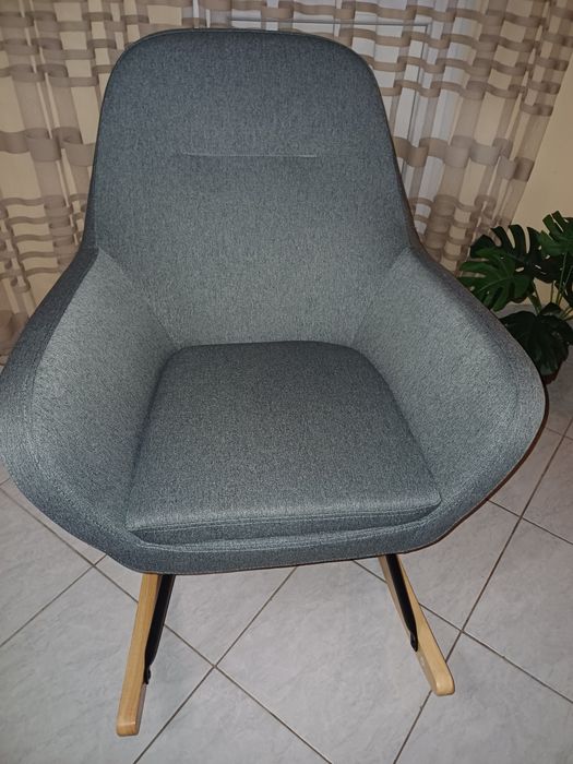 Люлеещ се стол NEBEL от Юск