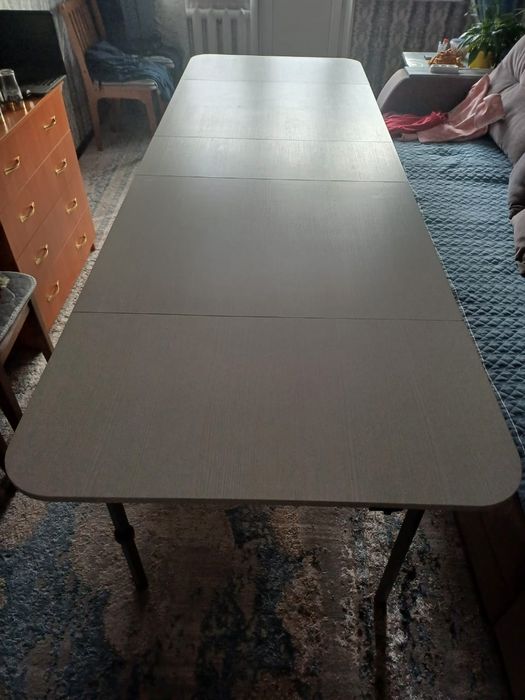 Продам стол книжка