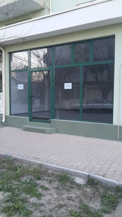 Дава се под наем Магазин в Нова Загора - 40 кв.м за 178.5 € - Снимка #2