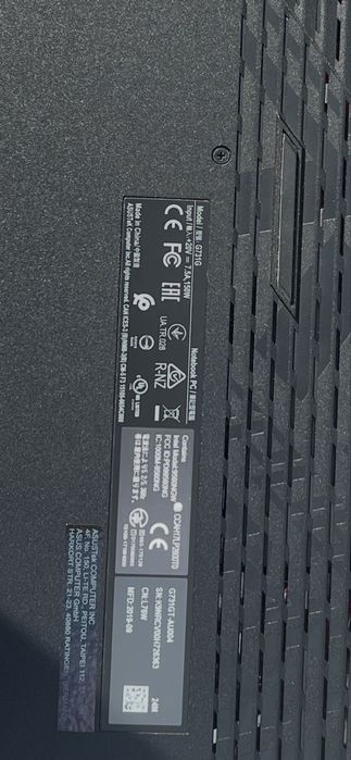 Laptop Gaming ASUS ROG Strix G731GU 17.3” – i7, GTX, stare bună