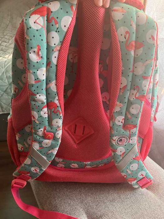 Ghiozdan fete in stare foarte buna