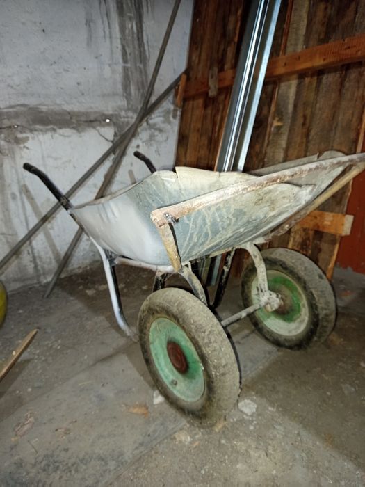 Продам тачку  5000.