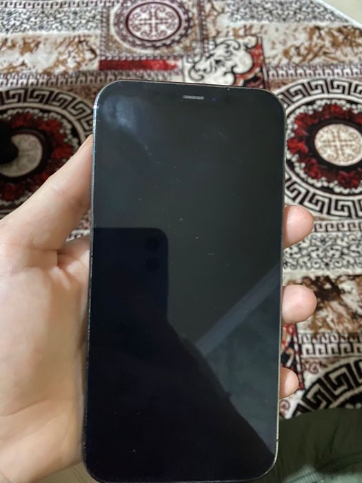 Vand  sau schimb iphone 12 pro  128gb 78 sanatate pret 12 mil