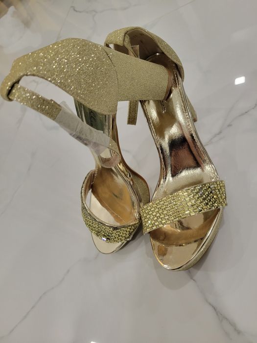 Sandale Elegante aurii