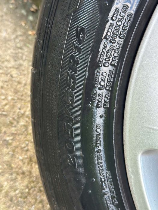 Ауди Джанти 4бр летни гуми Hankook  205/55/16