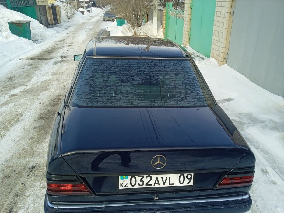 Продам или обменяю мерс 124