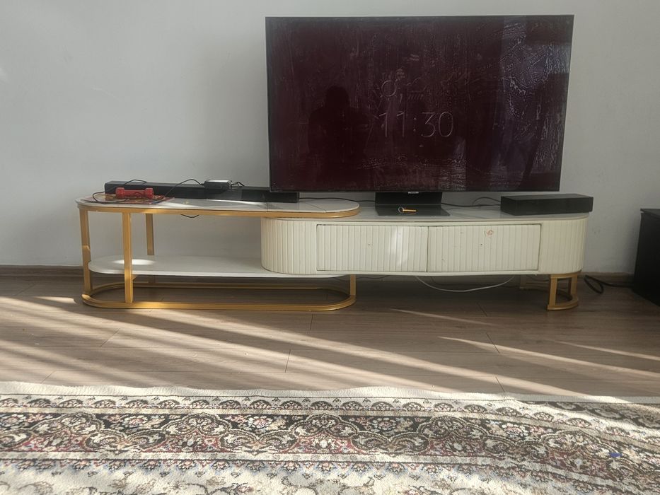 Тумба под телевизор