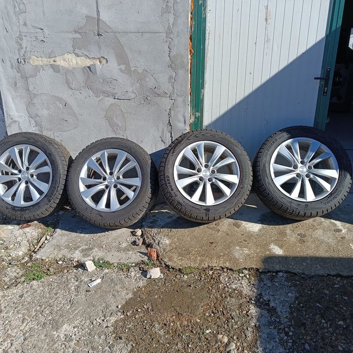 Vând set jante Tesla X