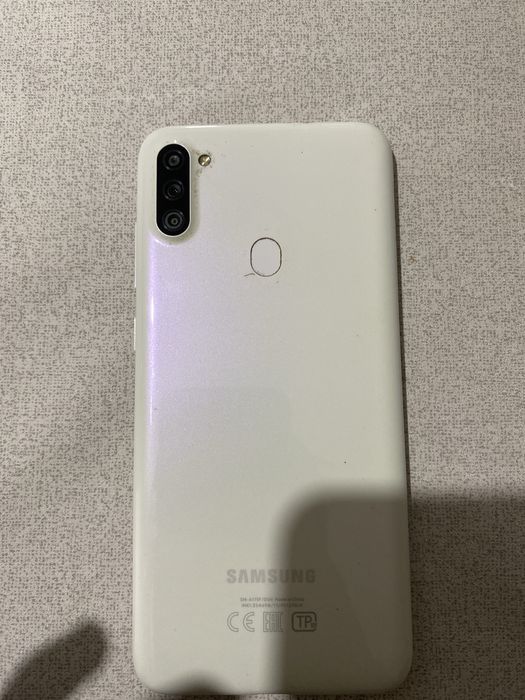 Продам телефон.