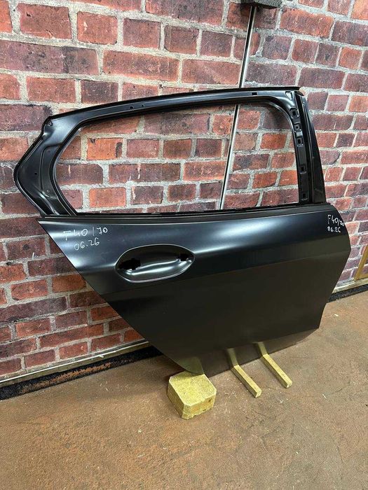 Usa dreapta spate BMW f40 Noua Originala