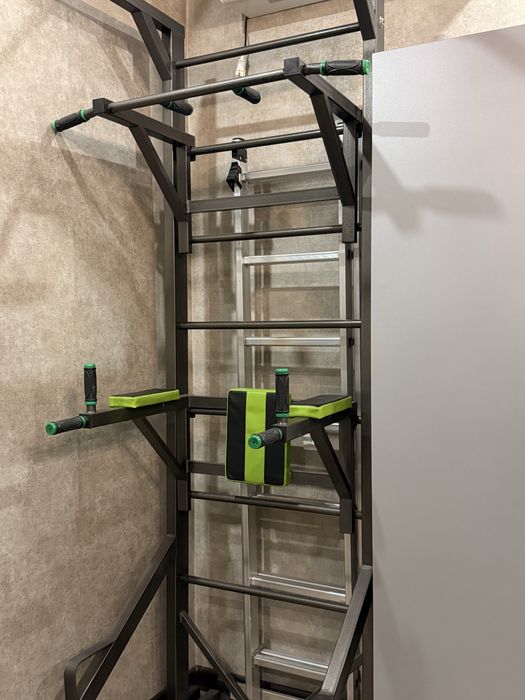 Турник, Шведская стенка