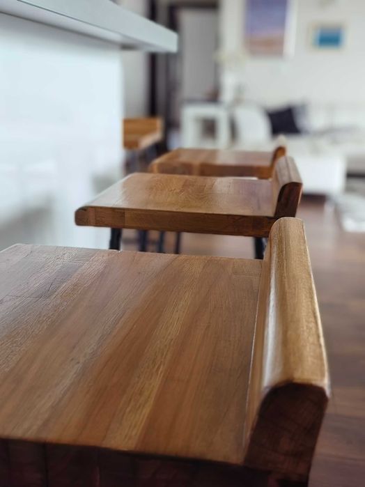 Ръчно изработени бар столове – Масив и стомана