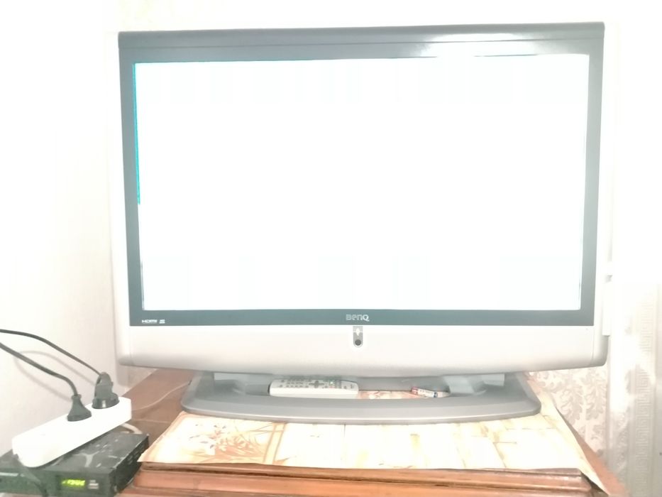 Продам телевизор