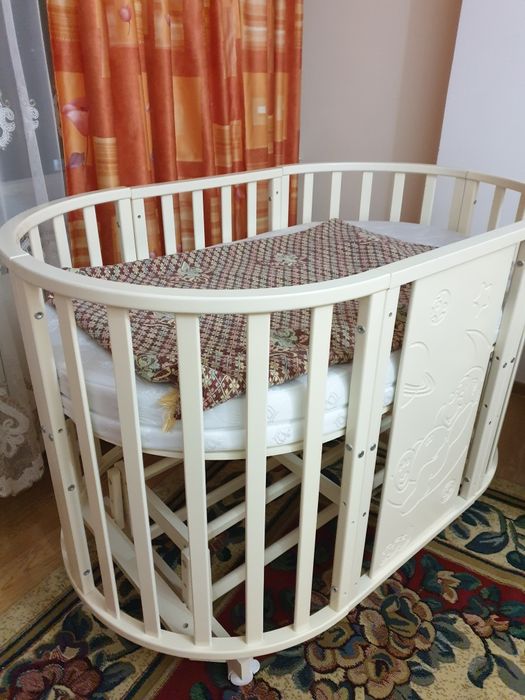 Срочно продам детскую кроватку