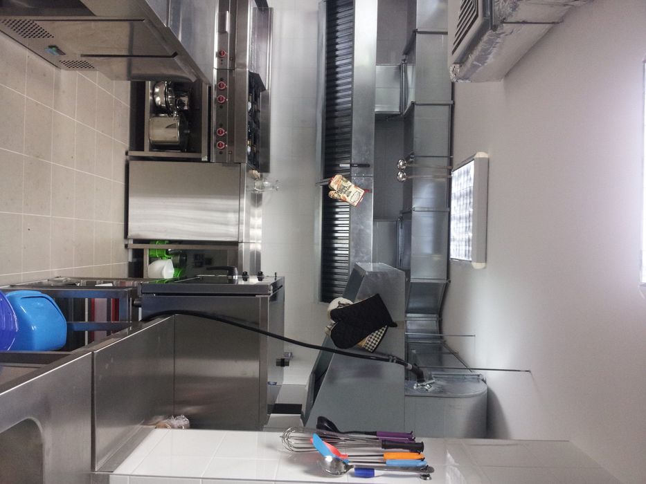 Продава се Заведение в Ахтопол - 500 кв.м за 630 €/кв.м - Снимка #7