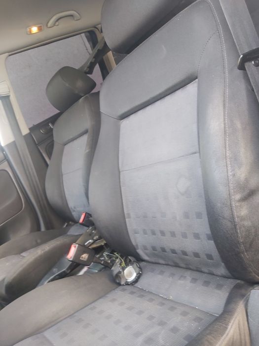 Фолксваген Пасат 5  1.9 тди 131 к.с  2002 година