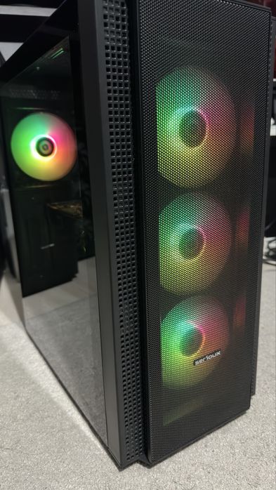 Unitate calculator gaming 1080p i3 9100 ,16 gb ,gtx 1070 8 gb, 256 M.2