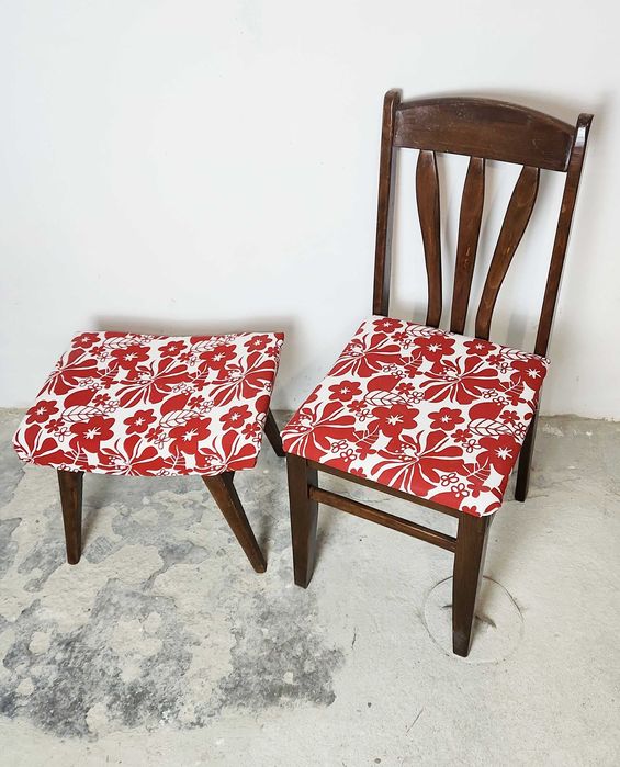 Комплект стол и табуретка