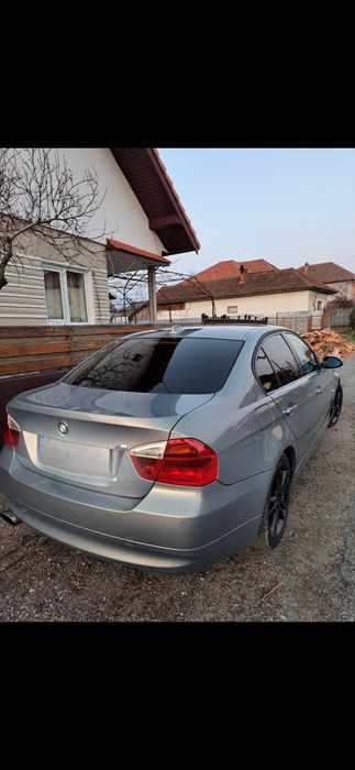Vând Bmw E90 320 Diesel