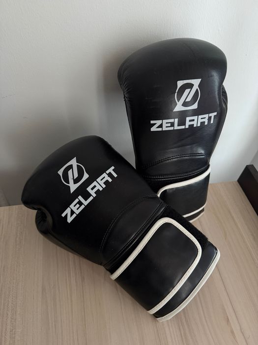 Боксови ръкавици Zelart 14 oz в отлично състояние