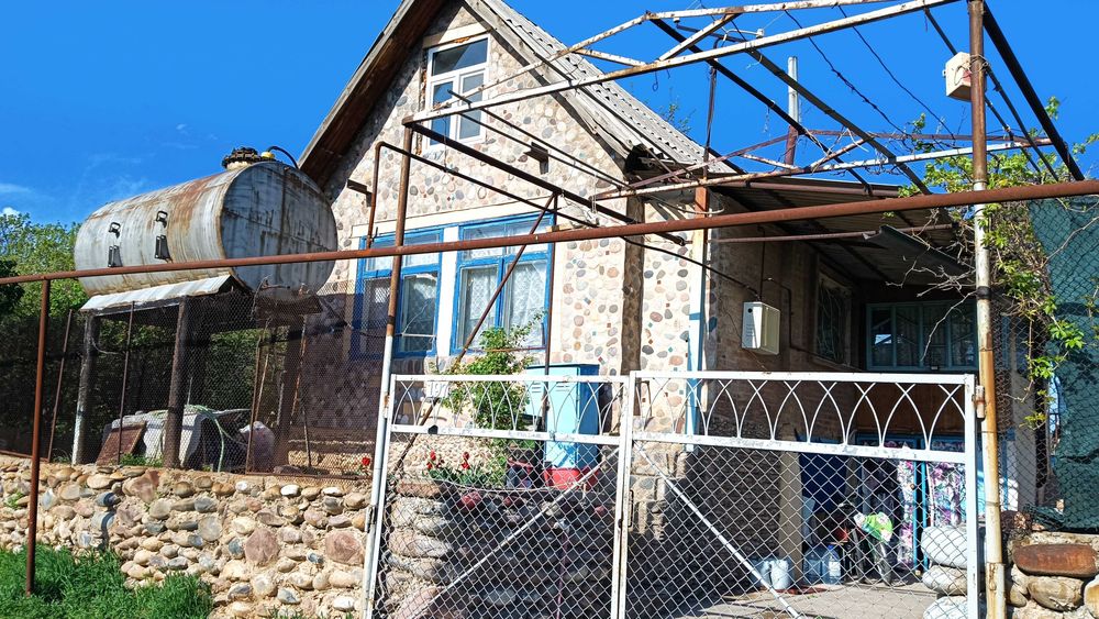 Срочно продается дача.
