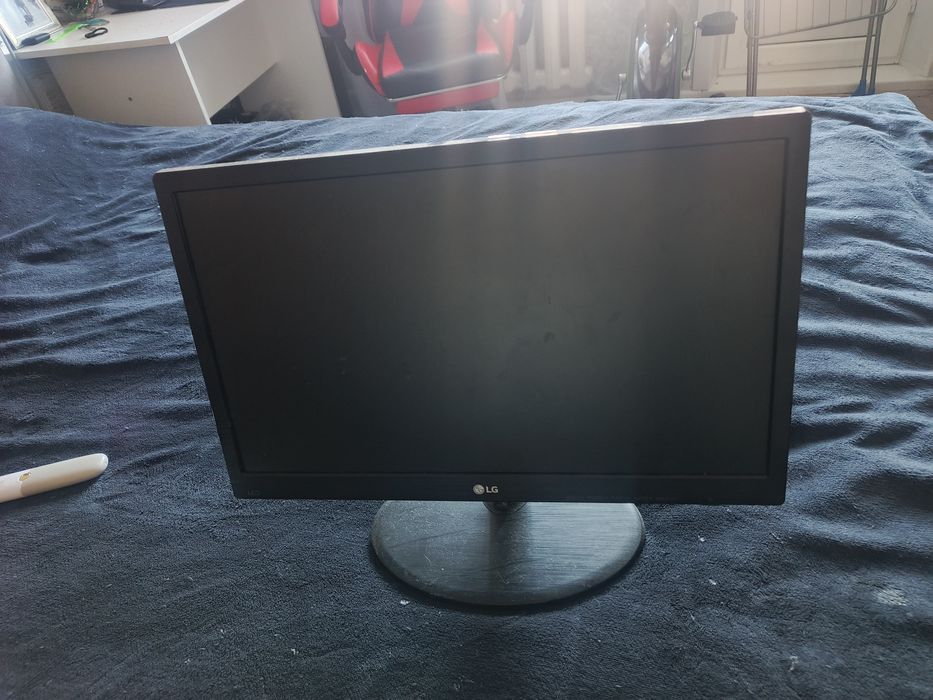 Продам монитор..