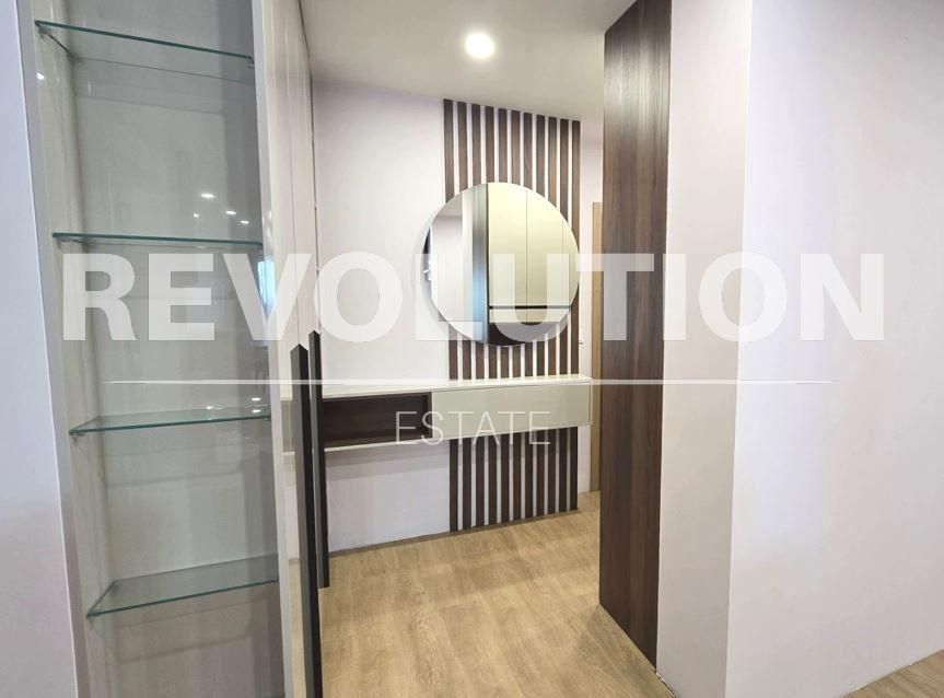 Четиристаен апартамент в района на м-т Ален мак!