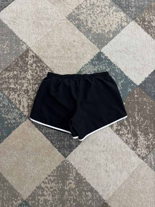 Дамски къси гащи Nike