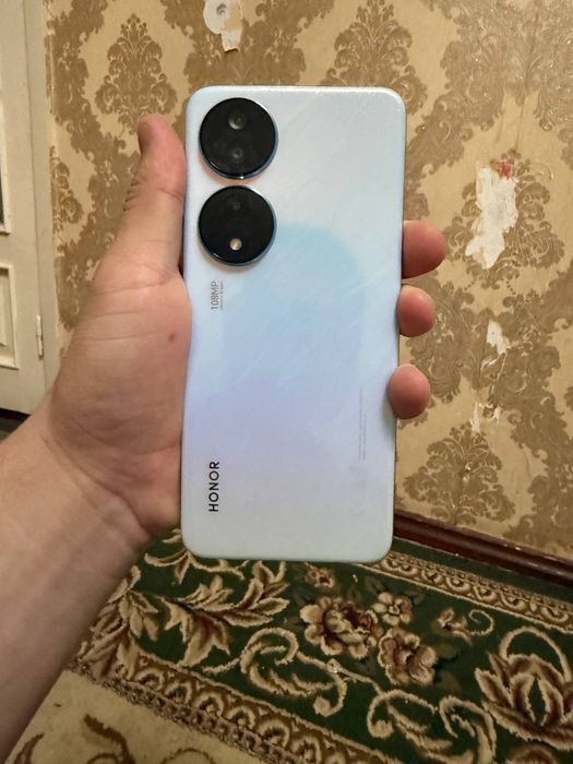 Honorx7b sotiladi holati yaxshi ishlashim zur