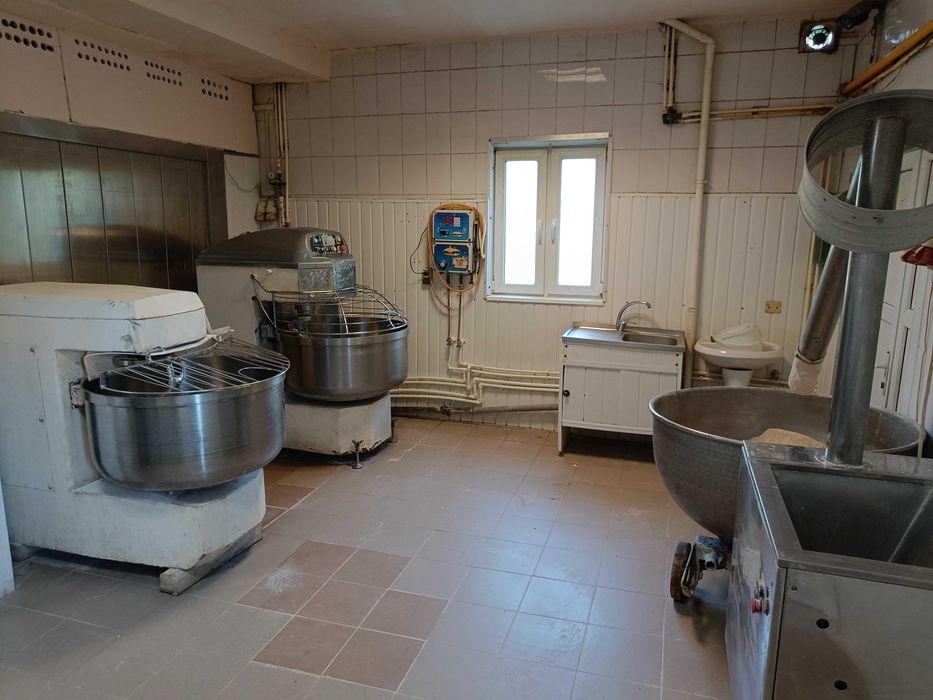 Vand/Inchiriez Spatiu comercial Bontida