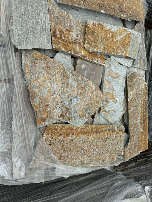 Se livrează piatră naturală de Grecia, potrivită pe: aleicurți  terase placări exterioare