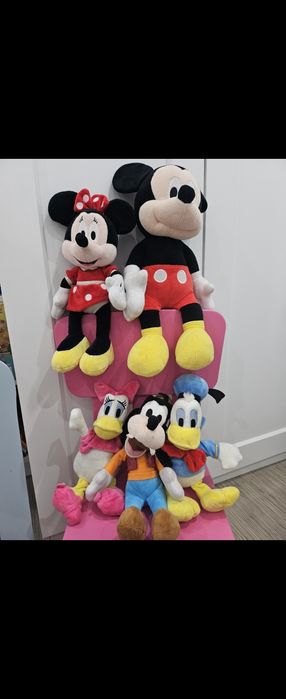 Set plusuri Minnie Mouse, Mickey Mouse, Donald, Daisy, Goofy