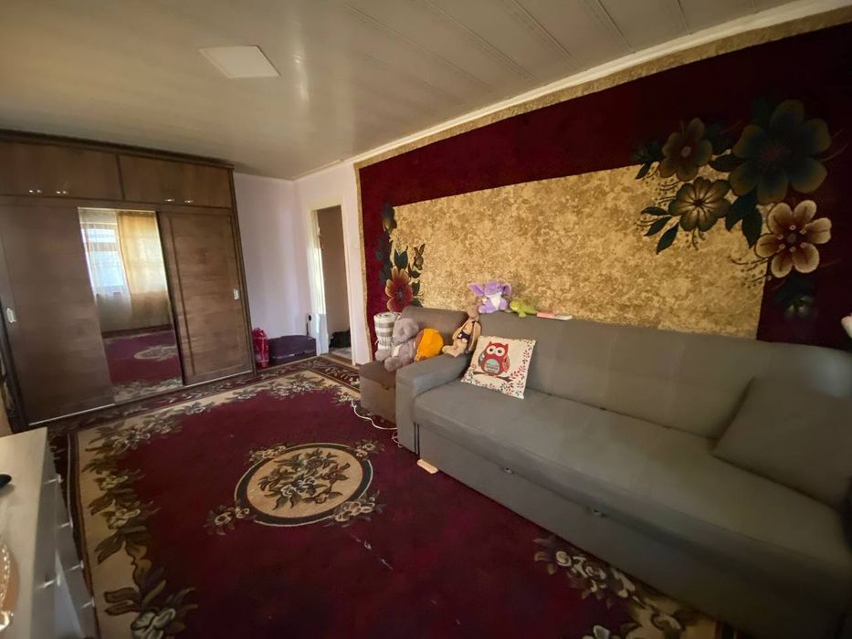 Продаётся 1 комнатная квартира, . в кирпичном доме .