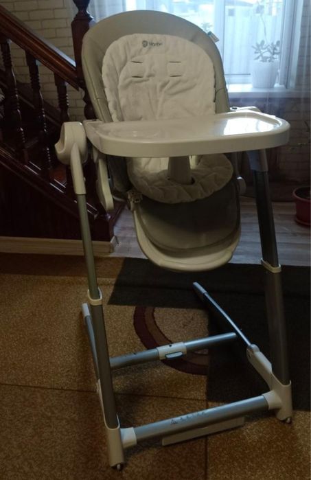 Продам столик шезлонг