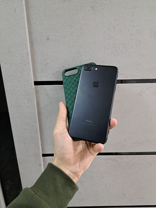 iPhone 7 plus окиб телефон килила айби бор