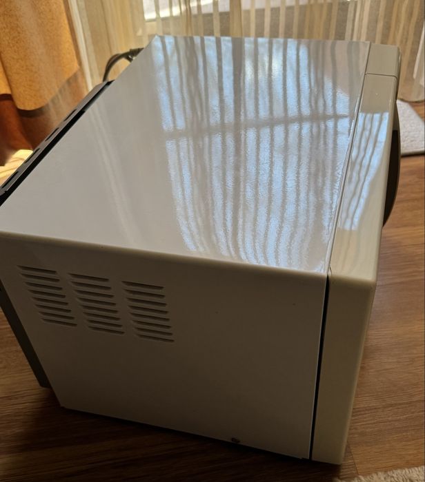 Cuptor cu microunde Whirlpool AVM 562 WP WH – alb, control digital, perfect funcțional