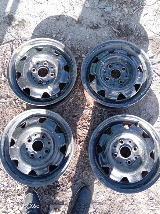 Продам железные диски от Ауди