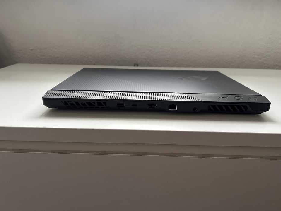 Gaming Лаптоп Asus RogStrix G15