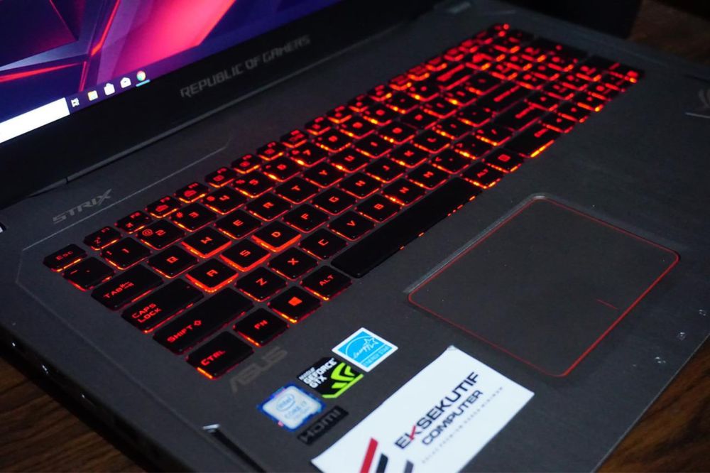 Как сделать подсветку на asus vivobook. ASUS ROG gl702. ASUS ROG gl Strix 702. ASUS ROG Strix gl702v. Ноутбук ASUS ROG Strix gl 702v.