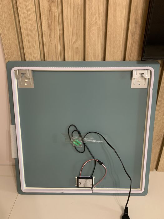 Огледало с LED сввтлина