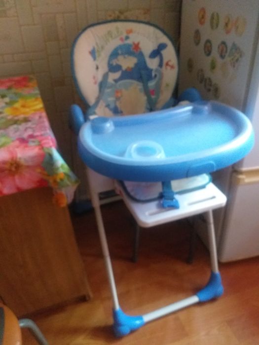 Детский столик для кормления, б/у