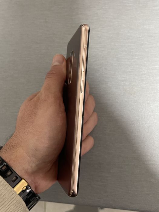 Samsung Galaxy S9 Plus (S9+) – 64GB/6GB RAM – Stare Excelentă