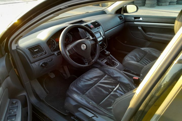 Comanda AC Volkswagen VW Golf a 5-a generatie