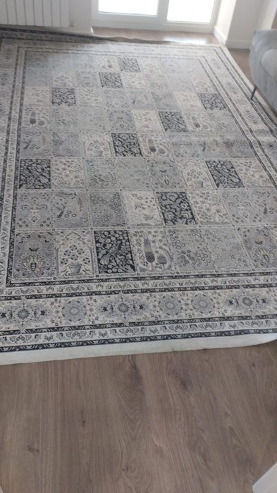 Продам два ковра