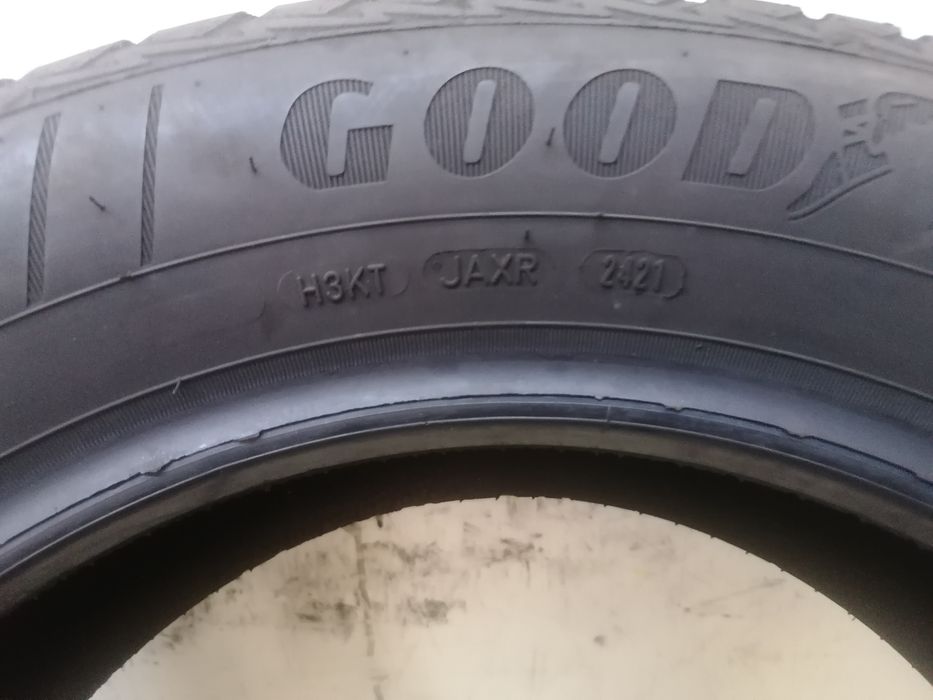 215/60/17 All Season 2x Goodyear 96h   dot 2421. 7,,37mm