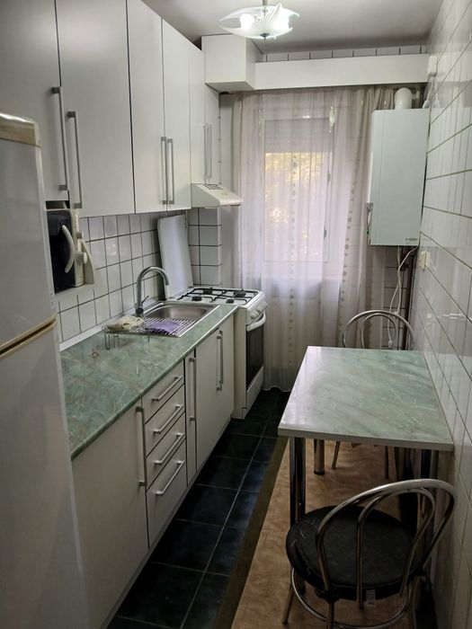 Persoana fizica închiriez apartament 2 camere deva