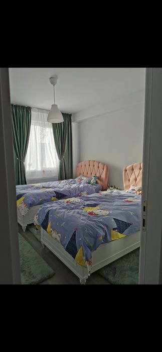 Vând pat pentru copii cu lada depozitare, dimensiune 100x200cm